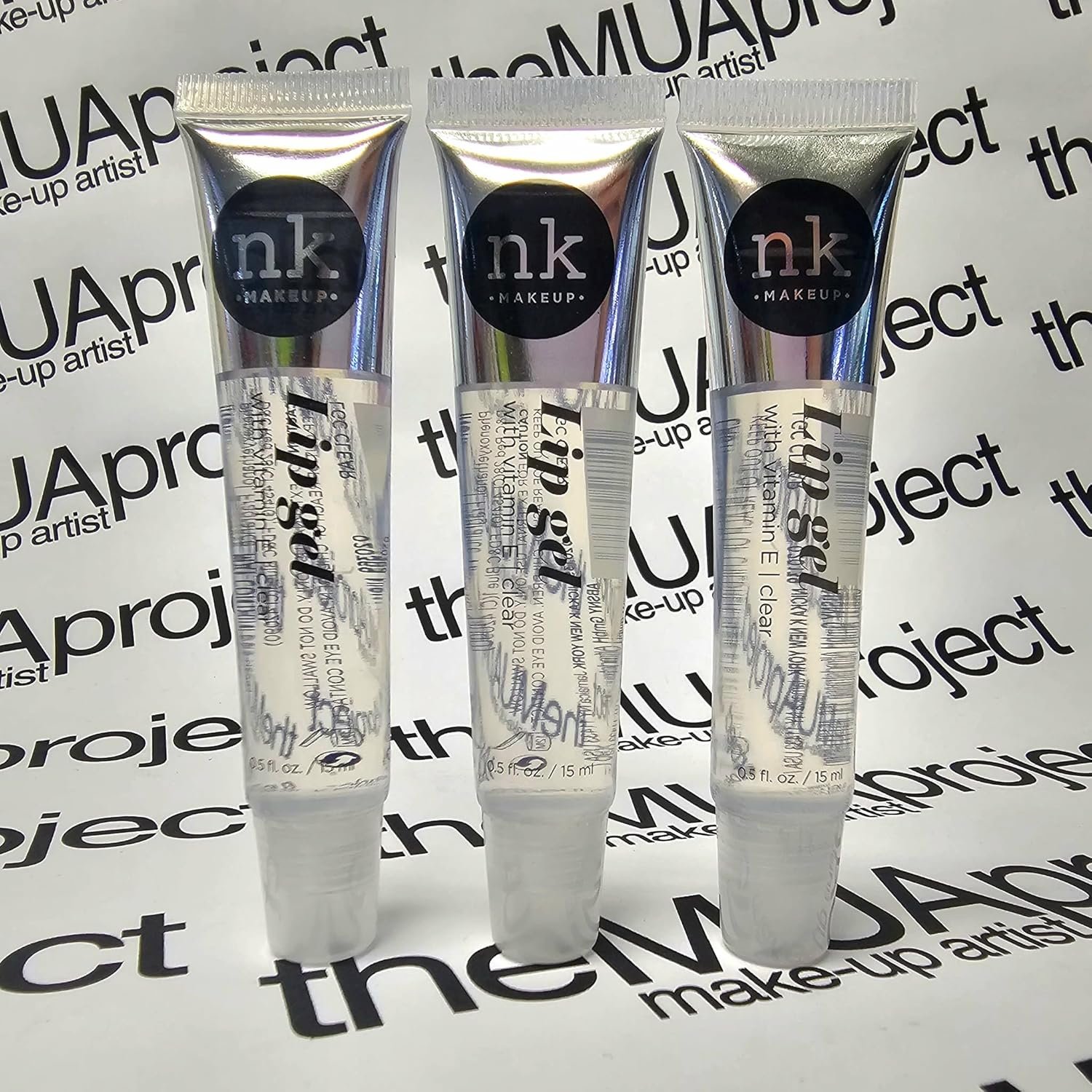 The Make-Up Artist Project 3 Pack Bundle of Clear Lip Gels – Hydrating Lip Glosses to nourish your lips with Vitamin E, Super Glossy and Thick.